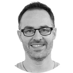 Dennis Wilhelm, con terra