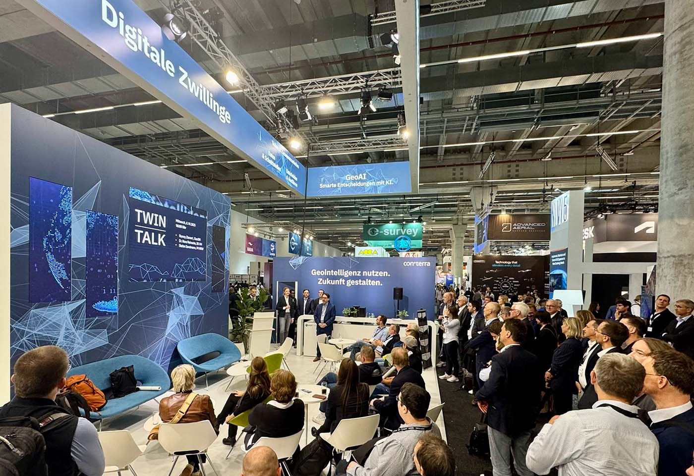 Großes Interesse: Twin Talk auf dem con terra Stand