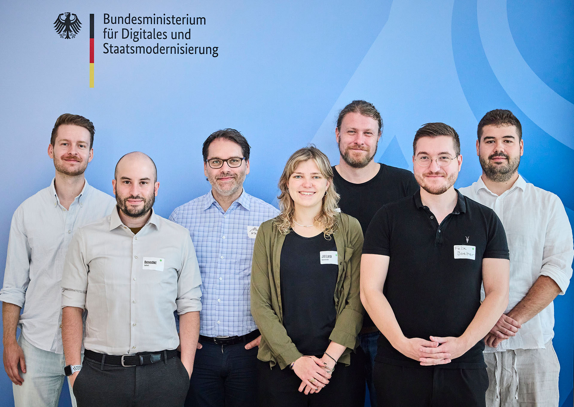 Geodaten befreien: Das Team mit Beteiligung von con terra arbeitete in Challenge 1 an der Frage: „Was kommt nach PDF?“